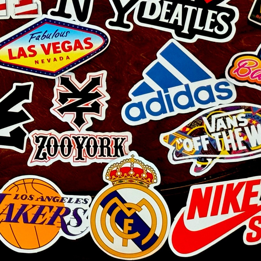 🔥 Ultimate Vinyl Sticker Starter Pack - BRANDS/CARTOONS/MARVEL & DC 🔥